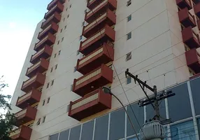 Foto 1 de Apartamento com 3 Quartos para alugar, 178m² em Centro, São Carlos