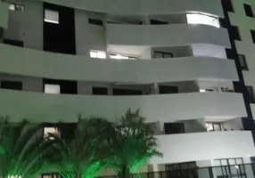 Foto 1 de Apartamento com 3 Quartos à venda, 75m² em Centro, Lauro de Freitas