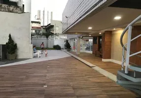 Foto 1 de Apartamento com 2 Quartos à venda, 83m² em Meireles, Fortaleza