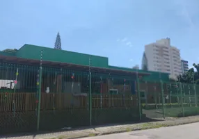 Foto 1 de Galpão/Depósito/Armazém à venda, 700m² em Barreiros, São José