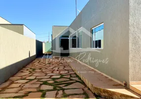 Foto 1 de Casa de Condomínio com 2 Quartos à venda, 218m² em Setor Habitacional Jardim Botânico, Brasília