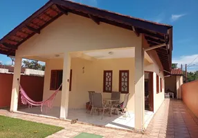 Foto 1 de Casa com 2 Quartos à venda, 95m² em Praia do Lazaro, Ubatuba