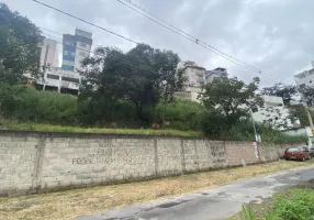 Foto 1 de Lote/Terreno à venda, 765m² em Ouro Preto, Belo Horizonte