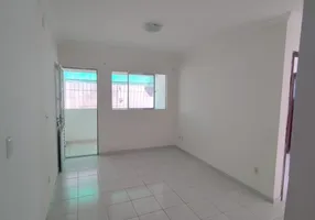 Foto 1 de Casa de Condomínio com 3 Quartos à venda, 68m² em Pau Amarelo, Paulista