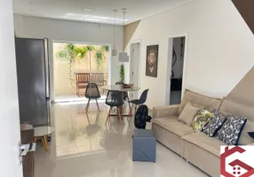 Foto 1 de Casa de Condomínio com 2 Quartos à venda, 65m² em Balneário Guarujá , Guarujá