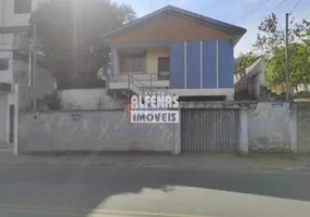 Foto 1 de Casa com 3 Quartos à venda, 130m² em Santa Edwiges, Contagem