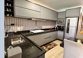 Foto 1 de Sobrado com 2 Quartos à venda, 80m² em Comasa, Joinville