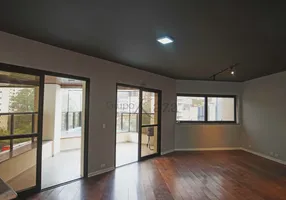 Foto 1 de Apartamento com 4 Quartos à venda, 200m² em Panamby, São Paulo