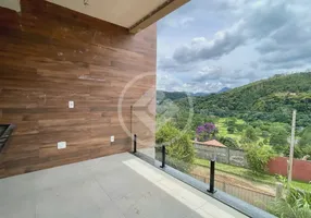 Foto 1 de Casa de Condomínio com 3 Quartos à venda, 150m² em Golfe, Teresópolis