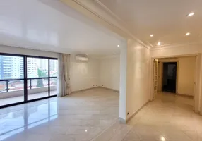 Foto 1 de Apartamento com 4 Quartos para alugar, 274m² em Centro, Piracicaba