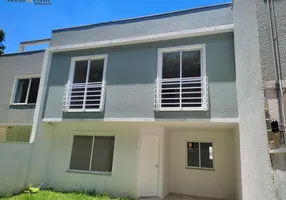 Foto 1 de Sobrado com 3 Quartos à venda, 109m² em Uberaba, Curitiba