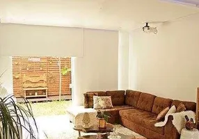 Foto 1 de Casa com 4 Quartos à venda, 330m² em Santo Amaro, São Paulo