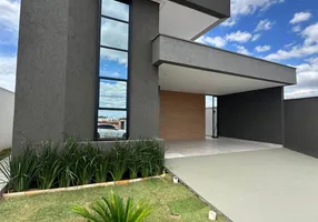 Foto 1 de Casa de Condomínio com 3 Quartos à venda, 143m² em Verde Lar, Teresina