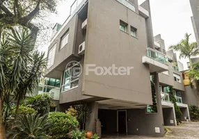 Foto 1 de Casa de Condomínio com 3 Quartos à venda, 271m² em Vila Assunção, Porto Alegre