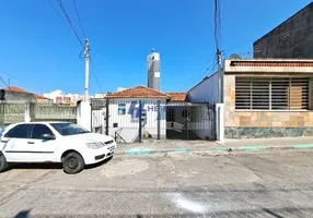 Foto 1 de Casa com 2 Quartos para alugar, 60m² em Parada Inglesa, São Paulo