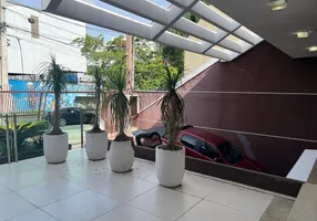 Foto 1 de Imóvel Comercial com 6 Quartos para venda ou aluguel, 480m² em Portão, Curitiba