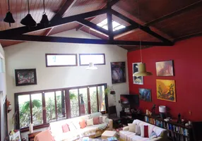 Foto 1 de Casa de Condomínio com 4 Quartos à venda, 336m² em Jardim Colibri, Embu das Artes