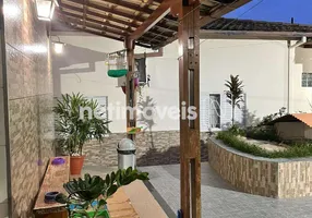 Foto 1 de Casa com 4 Quartos à venda, 240m² em Glória, Belo Horizonte