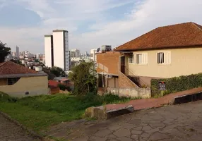 Foto 1 de Lote/Terreno à venda, 330m² em Rio Branco, Caxias do Sul