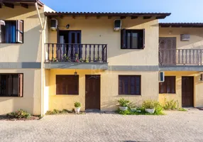 Foto 1 de Casa de Condomínio com 3 Quartos à venda, 108m² em Cavalhada, Porto Alegre