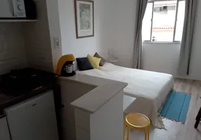 Foto 1 de Kitnet com 1 Quarto à venda, 18m² em Gamboa, Rio de Janeiro