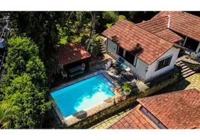 Foto 1 de Casa com 4 Quartos à venda, 449m² em Nogueira, Petrópolis