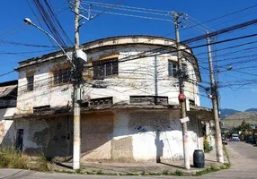 Foto 1 de Galpão/Depósito/Armazém para venda ou aluguel, 473m² em Parque Ulísses, Nova Iguaçu
