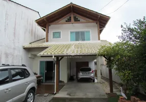 Foto 1 de Casa com 4 Quartos à venda, 150m² em Campeche, Florianópolis
