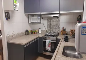 Foto 1 de Casa com 2 Quartos à venda, 70m² em Jardim Guaruja, São Paulo