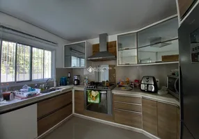 Foto 1 de Casa com 4 Quartos à venda, 270m² em Carianos, Florianópolis