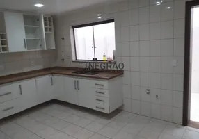 Foto 1 de Sobrado com 2 Quartos para venda ou aluguel, 92m² em Saúde, São Paulo