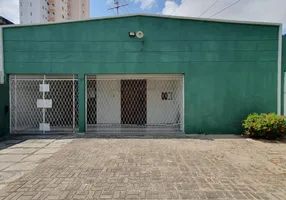 Foto 1 de Casa com 3 Quartos à venda, 970m² em Parque Araxá, Fortaleza