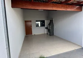 Foto 1 de Casa com 3 Quartos à venda, 80m² em Centro, Anápolis