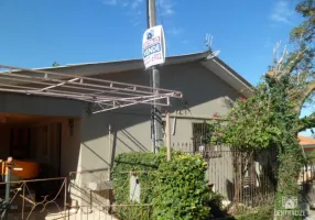 Foto 1 de Casa com 3 Quartos à venda, 70m² em Uvaranas, Ponta Grossa