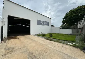 Foto 1 de Galpão/Depósito/Armazém com 2 Quartos para alugar, 525m² em Santa Genoveva, Goiânia