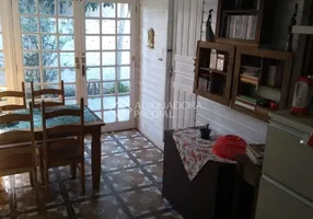 Foto 1 de Casa com 2 Quartos à venda, 84m² em Harmonia, Canoas