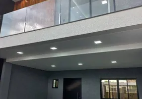 Foto 1 de Sobrado com 2 Quartos à venda, 248m² em Centro, Cascavel