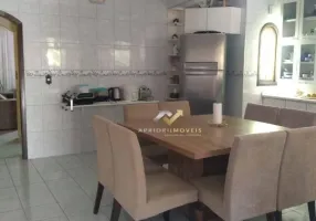 Foto 1 de Sobrado com 3 Quartos à venda, 209m² em Centreville, Santo André