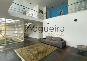 Foto 1 de Sobrado com 9 Quartos para venda ou aluguel, 500m² em Brooklin, São Paulo