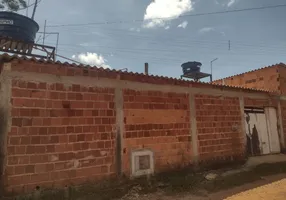 Foto 1 de Casa com 2 Quartos à venda, 140m² em Quintas do Amanhecer II, Brasília