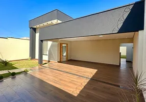 Foto 1 de Casa com 3 Quartos à venda, 168m² em Residencial Brisas da Mata, Goiânia