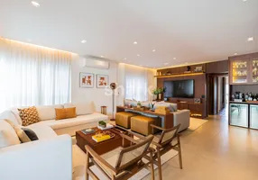 Foto 1 de Apartamento com 3 Quartos para alugar, 200m² em Alphaville Empresarial, Barueri