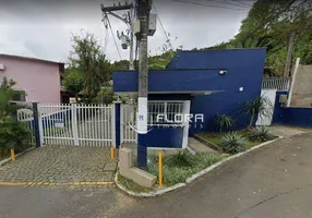 Foto 1 de Lote/Terreno à venda, 587m² em Piratininga, Niterói