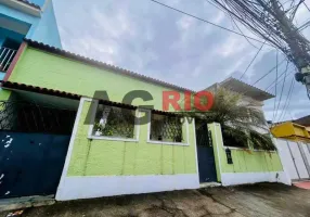 Foto 1 de Casa com 2 Quartos à venda, 147m² em Taquara, Rio de Janeiro