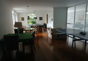 Foto 1 de Apartamento com 3 Quartos para alugar, 164m² em Morro dos Ingleses, São Paulo