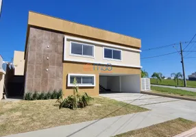 Foto 1 de Casa de Condomínio com 3 Quartos à venda, 252m² em Balneário das Garças, Rio das Ostras