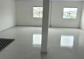 Foto 1 de Ponto Comercial para alugar, 58m² em Vila Riman , Arujá