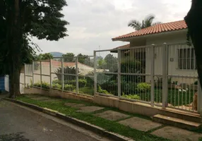 Foto 1 de Casa com 4 Quartos para venda ou aluguel, 450m² em Jardim Floresta, São Paulo