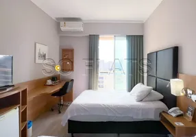 Foto 1 de Apartamento com 1 Quarto para alugar, 26m² em Ibirapuera, São Paulo