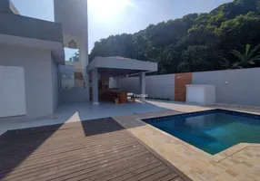 Foto 1 de Casa com 3 Quartos à venda, 136m² em Jardim Guaiúba, Guarujá